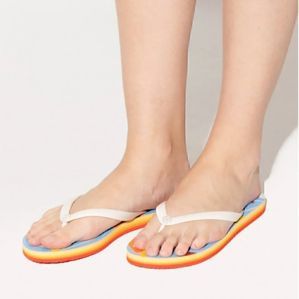 NWOT Kate Spade Flyaway Slides in Cocktails
